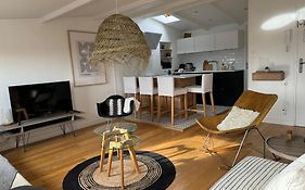 Ღ La Cabane Rochelaise • Vue Sur Le Vieux-Port