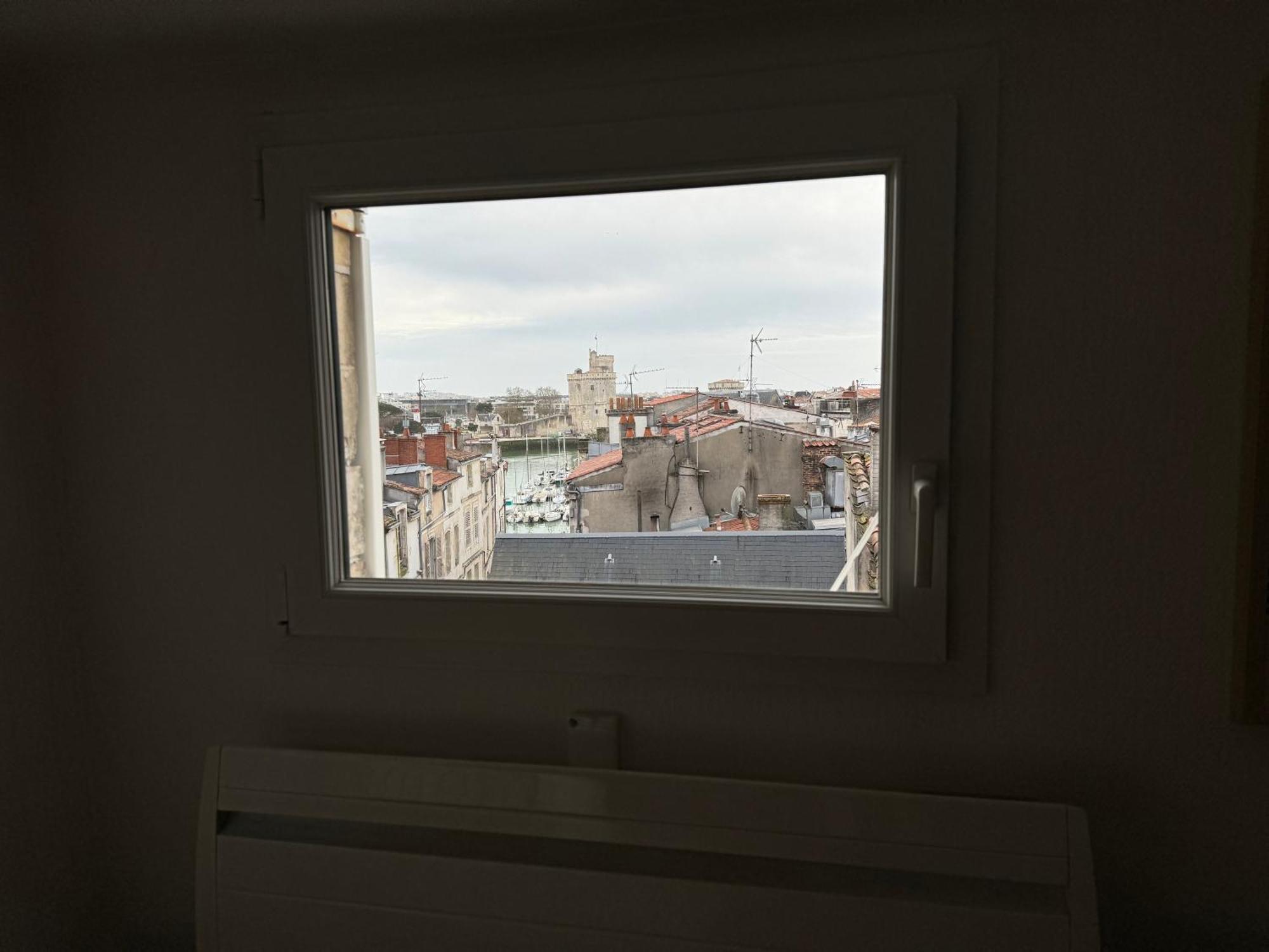 Ღ La Cabane Rochelaise • Vue Sur Le Vieux-Port La Rochelle  Extérieur photo